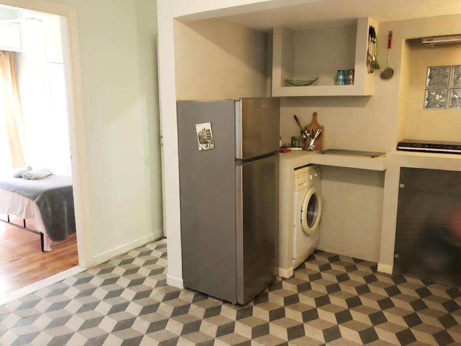 Appartamento 5Th Floor Bright Flat At Bohemian Exarcheia Atene Esterno foto