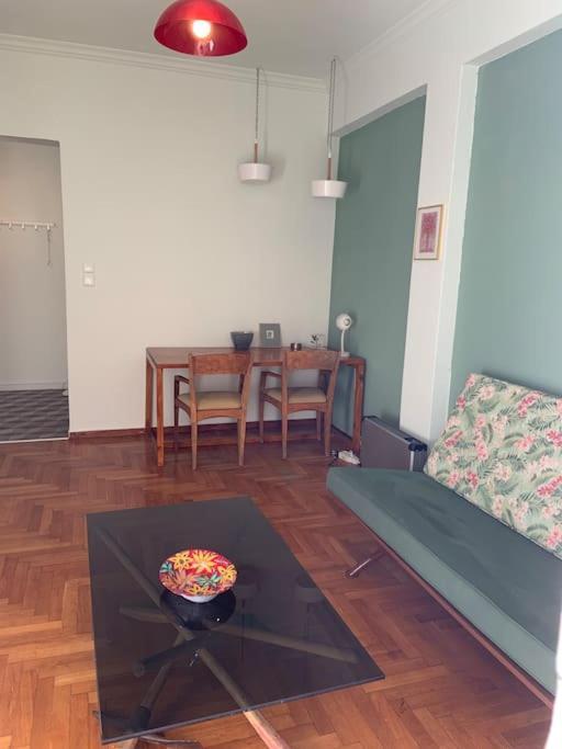 Appartamento 5Th Floor Bright Flat At Bohemian Exarcheia Atene Esterno foto