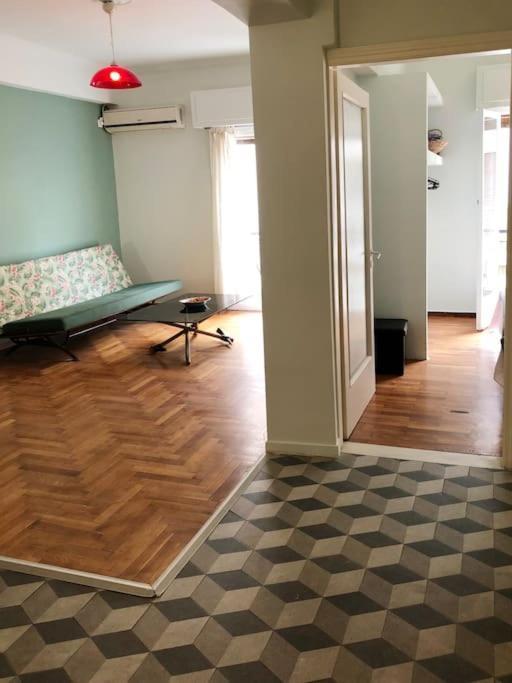 Appartamento 5Th Floor Bright Flat At Bohemian Exarcheia Atene Esterno foto