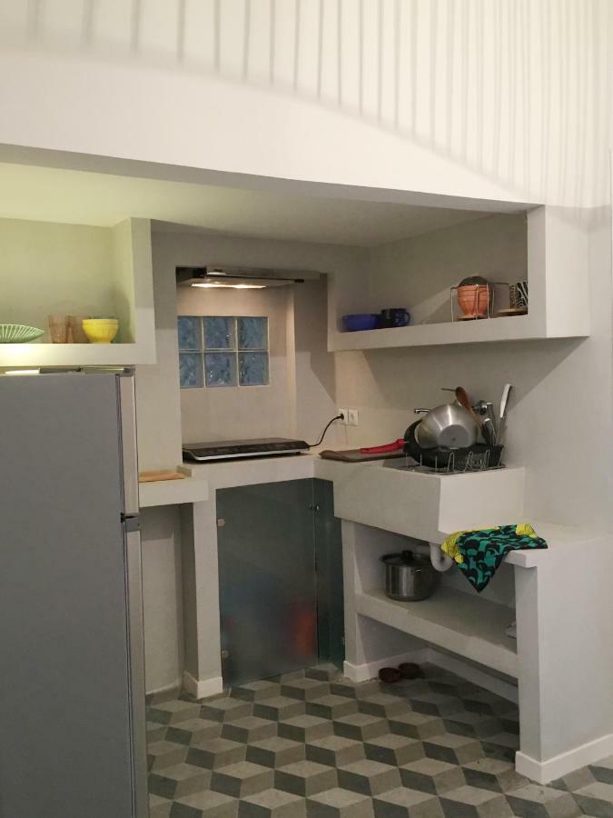 Appartamento 5Th Floor Bright Flat At Bohemian Exarcheia Atene Esterno foto